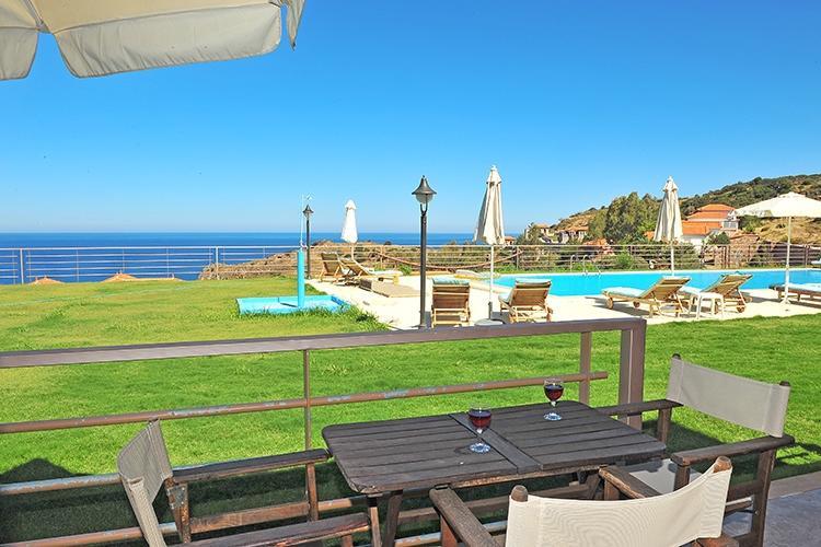 Molivos Sunset Apartments Mithimna Bagian luar foto