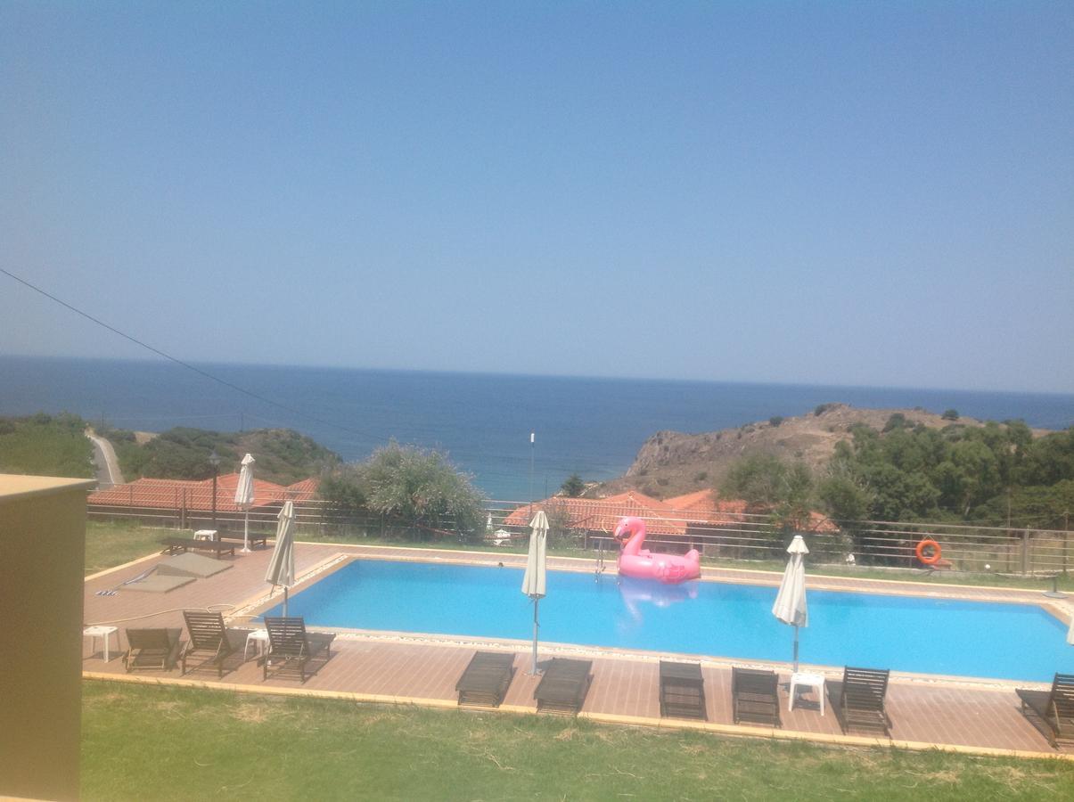 Molivos Sunset Apartments Mithimna Bagian luar foto