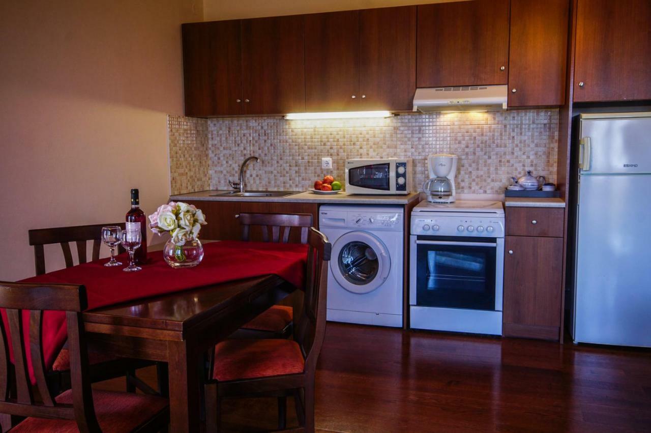 Molivos Sunset Apartments Mithimna Bagian luar foto