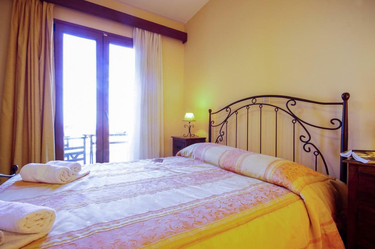 Molivos Sunset Apartments Mithimna Bagian luar foto